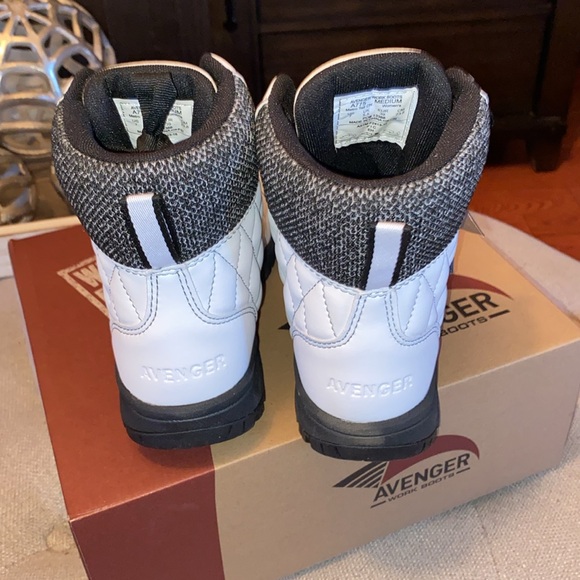Avenger White Work Boots - Picture 3 of 8